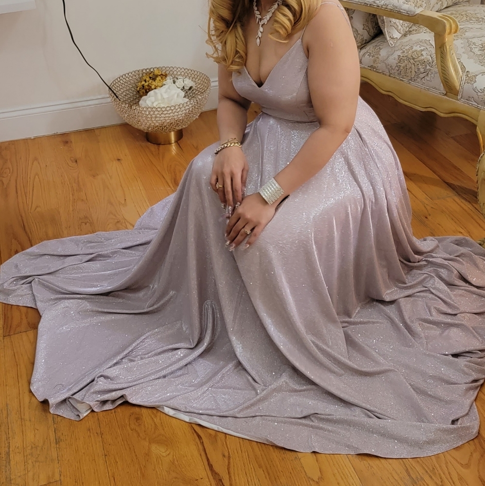 Long dressed - Picture 5 of 6